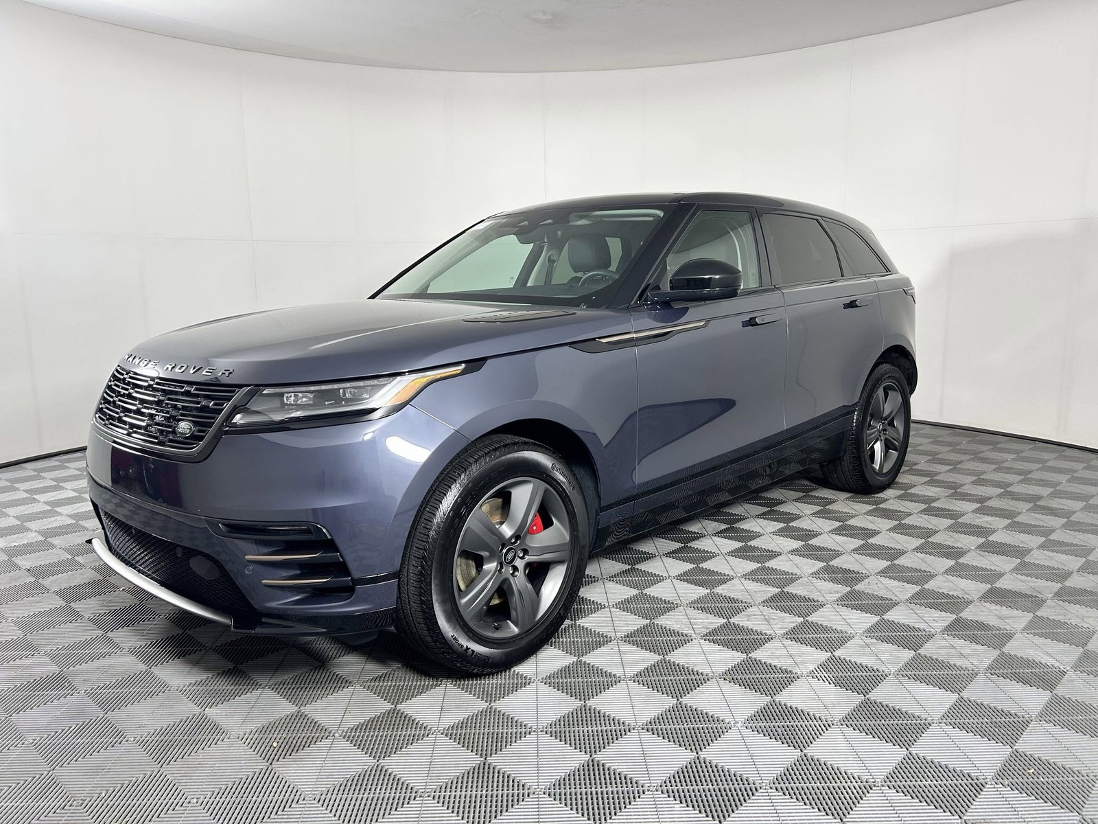 2025 Land Rover Range Rover Velar