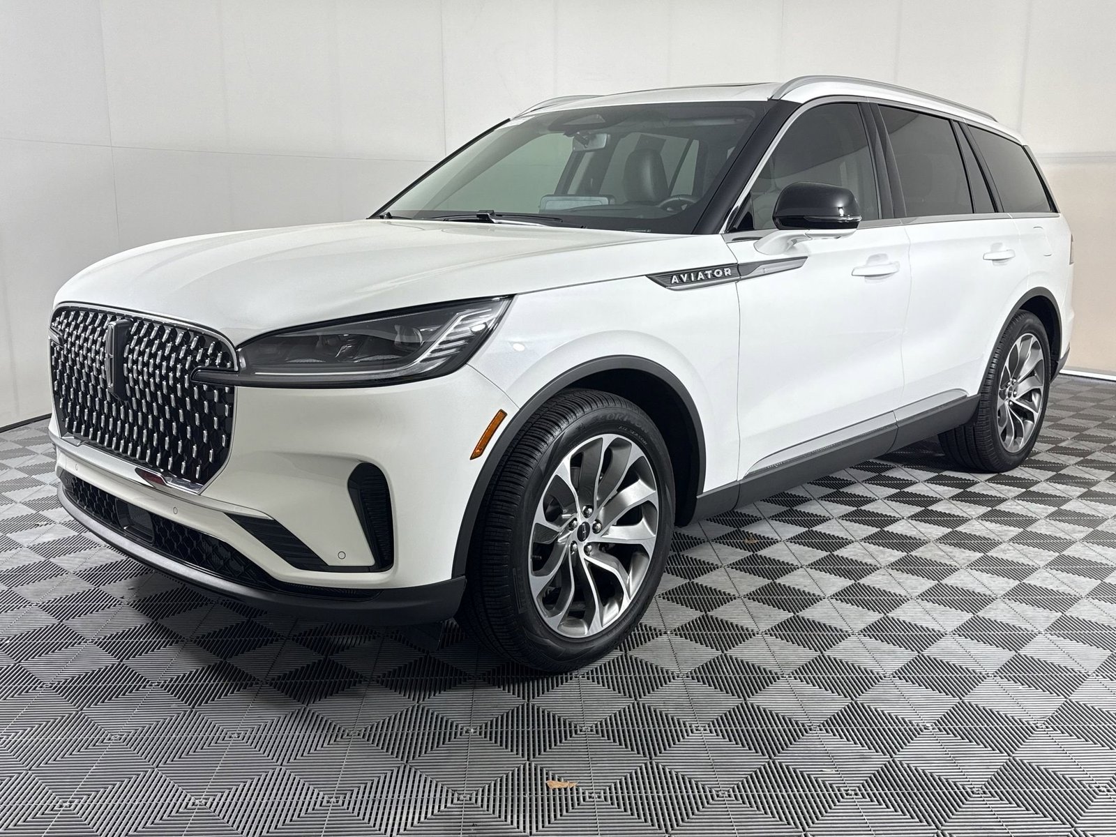 2025 Lincoln Aviator
